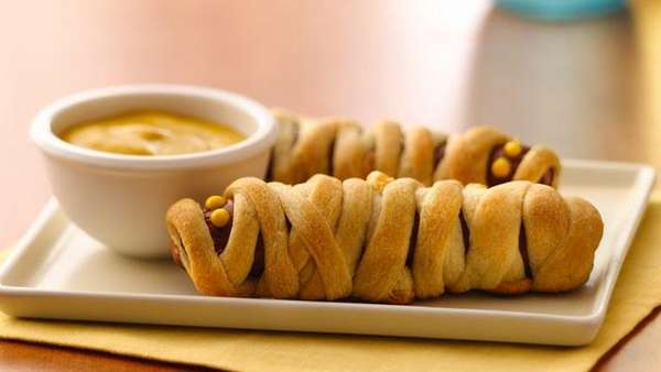 DIY Edible Hotdog Mummies