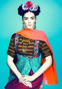 Style Icon-Inspired Fashion Image 4