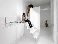 Compact Parisian Studios Image 4