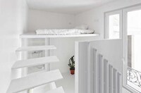 Compact Parisian Studios Image 8