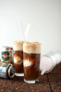 Alcoholic Ice Cream Shakes Image 3