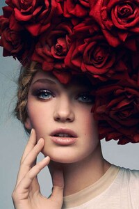 Blossoming Beauty Photoshoots Image 4
