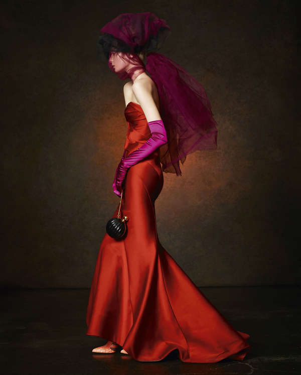 Eccentric Socialite Shoots Image 2