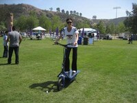 Sustainable Solar-Powered Scooters Image 7