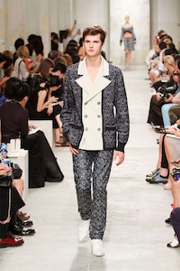 Couture Cricket Catwalks Image 3