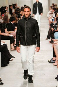 Couture Cricket Catwalks Image 5