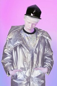 Sculptural 3D Streetwear Image 8