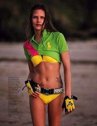 Beachside Workout Shoots Image 6