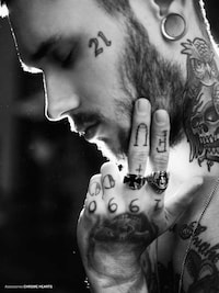 Romantic Rocker Photography Image 8