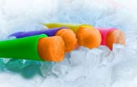 Squeeze-Tube Freezie Molds Image 3