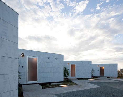 Seafaring Backpacker Abodes