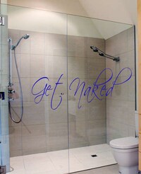 Nudity-Encouraging Bathroom Decor Image 3