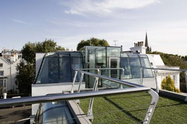 All-Glass Rooftop Abodes