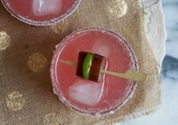 Spicy Fruit-Filled Cocktails Image 4