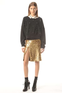 Equestrian-Inspired Resort Wear Image 6