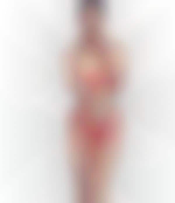 Splashy Swimsuit Lookbooks