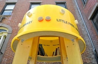 Cheerful Mini Atheneums Image 7