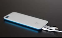 Magnetic Smartphone Power Banks Image 2