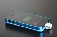 Magnetic Smartphone Power Banks Image 7