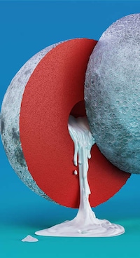 Gooey-Centered Globes Image 2