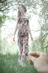 Paper Doll-Like Photography Image 6
