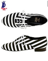 Jail-Striped Oxfords Image 7