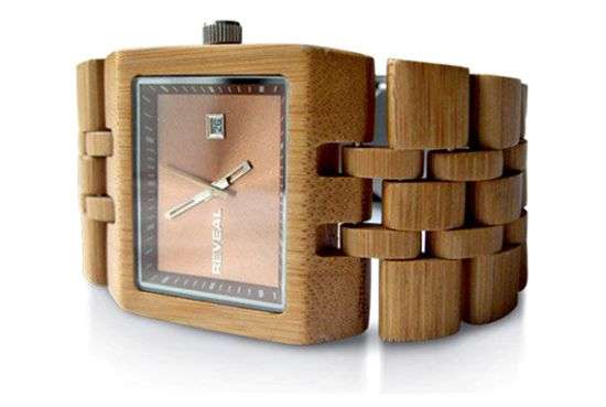 19 Wooden Timepieces