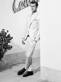Suavely Charismatic Gentlemen
