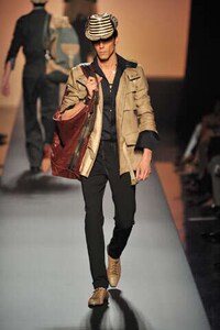 Runway Cowboys Image 5