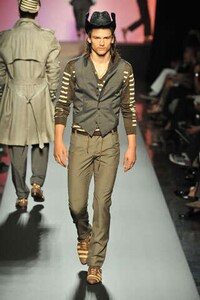 Runway Cowboys Image 8