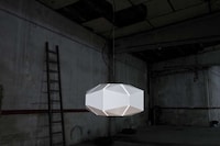 Faceted Monochromatic Lighting Image 2