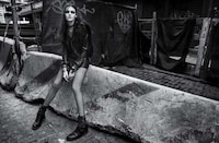 Glittering Grunge Photo Shoots Image 4