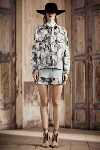 Farm Festival Hybrid Fashion Image 7