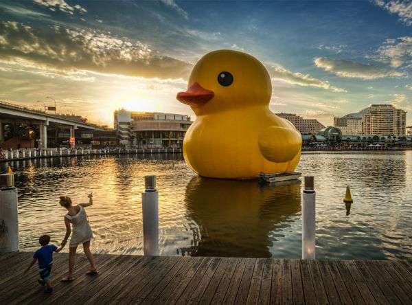 39 Exaggerated Outdoor Objects
