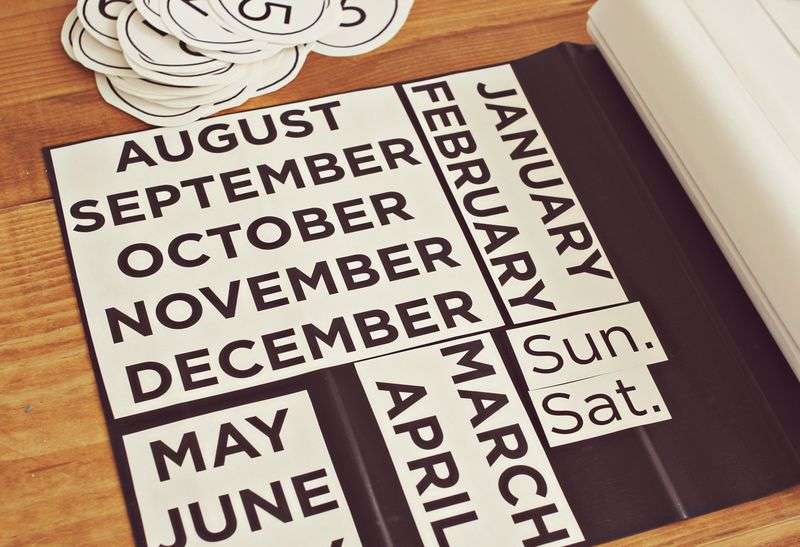 DIY Refrigerator Calendar