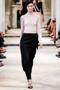 Parisian Ballerina Fashion Image 4