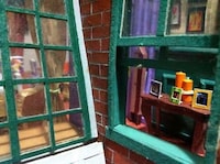Detailed Sitcom Dioramas Image 3