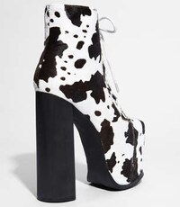 Edgy Farmer-Approved Footwear Image 4