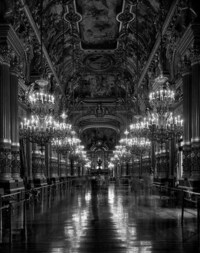 Ghostly Museum Timelapse Photos Image 8