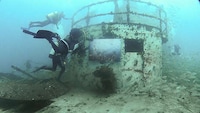 Retro Underwater Photography Image 8