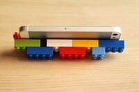 Toy Brick Smartphone Stands Image 3