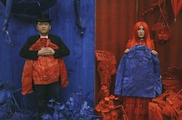 Chromatic Nuptial Portraits Image 4