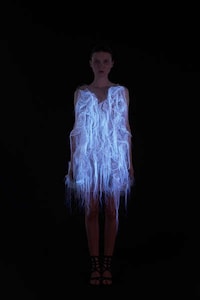 Eyesight-Activated Dresses Image 3