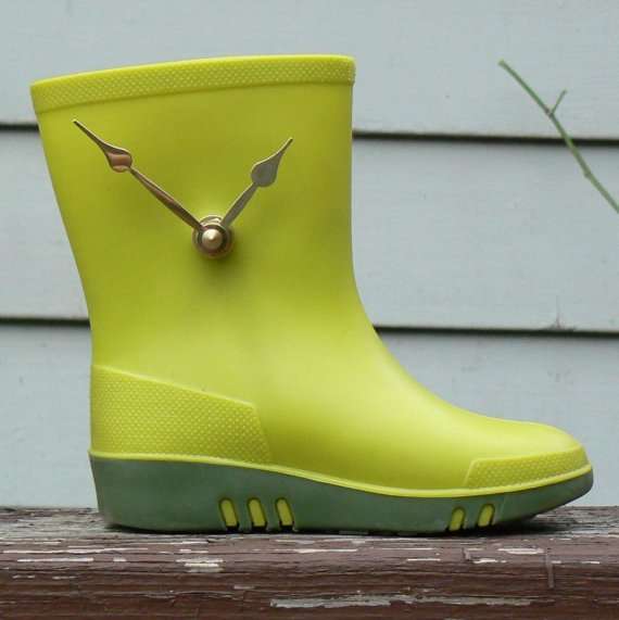 18 DIY Timepiece Projects