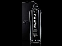 Luxurious Wine-Inspired Water Image 5