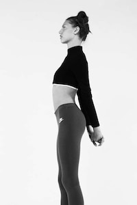 Playful 90s-Inspired Sportswear Image 5