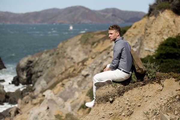 14 Striking Hillside Fashion Shoots