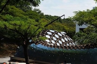 Eco-Friendly Temporary Libraries Image 6