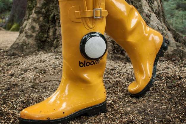 Built-In Speaker Boots