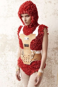 Fashion-Forward Orthopedic Corsets Image 8